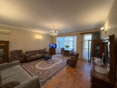 4 otaqlı yeni tikili - İçəri Şəhər m. - 141 m²