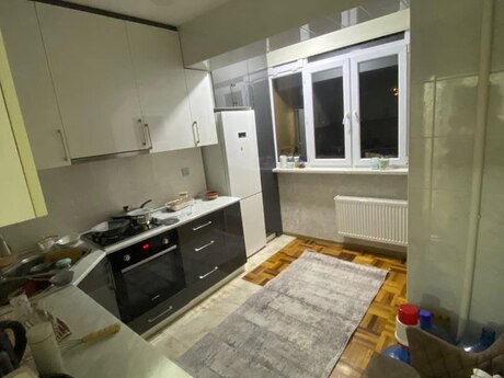 3 otaqlı köhnə tikili - Memar Əcəmi m. - 90 m²