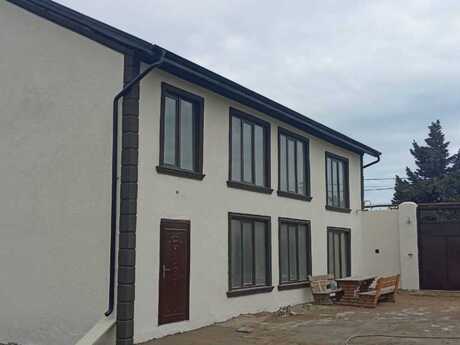4 otaqlı həyət evi/bağ evi - Maştağa q. - 335 m²