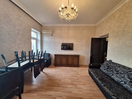 3 otaqlı köhnə tikili - Nəriman Nərimanov m. - 70 m²