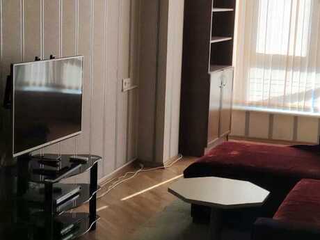 4 otaqlı köhnə tikili - Sahil m. - 110 m²
