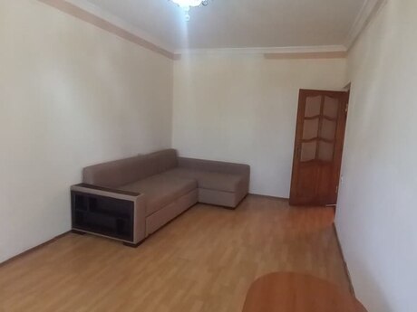 3 otaqlı köhnə tikili - Biləcəri q. - 70 m²
