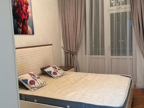 2 otaqlı yeni tikili - 28 May m. - 65 m²