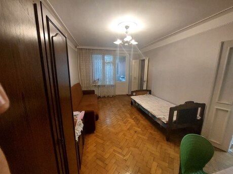 2 otaqlı köhnə tikili - Gənclik m. - 38 m²