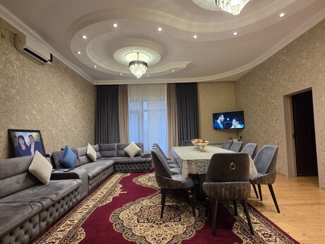 6 otaqlı həyət evi/bağ evi - Yeni Yasamal q. - 300 m²
