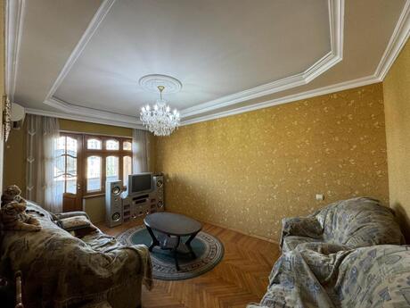 4 otaqlı köhnə tikili - Bakıxanov q. - 110 m²