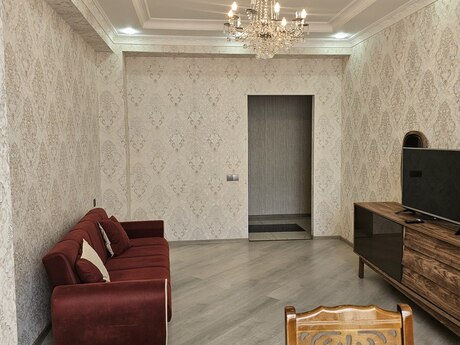 2-комн. новостройка - м. Кара Караев - 82 м²