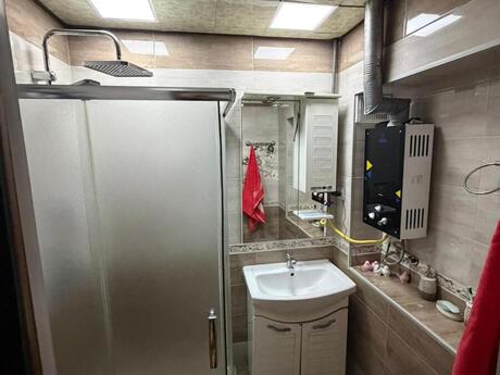 3 otaqlı köhnə tikili - Nəriman Nərimanov m. - 75 m²