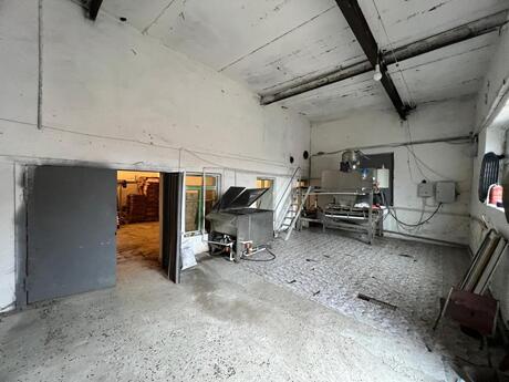 Объект - м. Ахмедлы - 220 м²