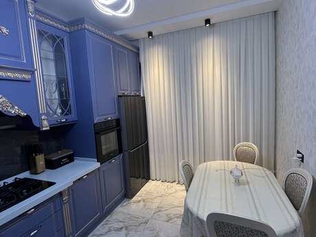 3 otaqlı həyət evi/bağ evi - Buzovna q. - 105 m²