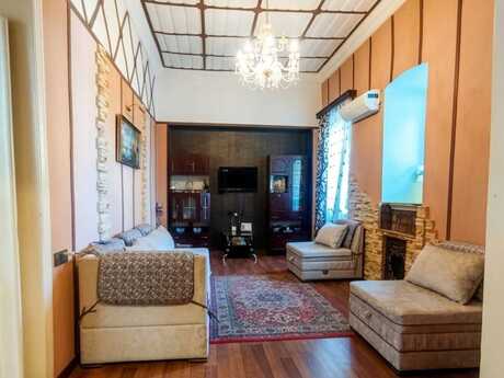 2 otaqlı köhnə tikili - İçəri Şəhər m. - 60 m²