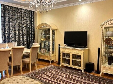 3 otaqlı yeni tikili - Nərimanov r. - 136 m²