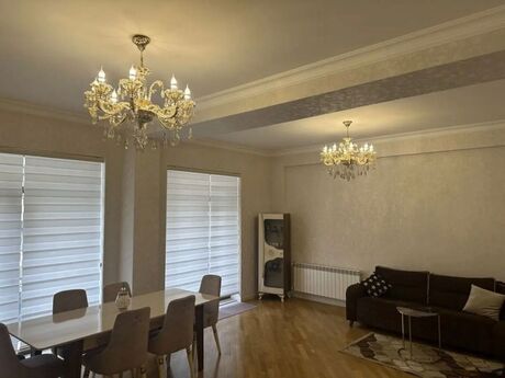 3 otaqlı yeni tikili - Ağ şəhər q. - 150 m²