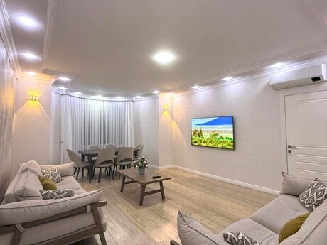 2 otaqlı yeni tikili - 8 Noyabr m. - 68 m²