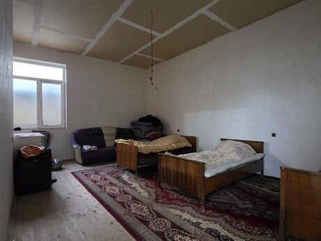 6 otaqlı həyət evi/bağ evi - Avtovağzal m. - 250 m²