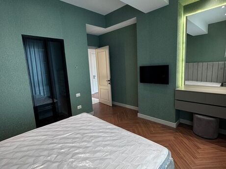 2 otaqlı yeni tikili - Elmlər Akademiyası m. - 80 m²