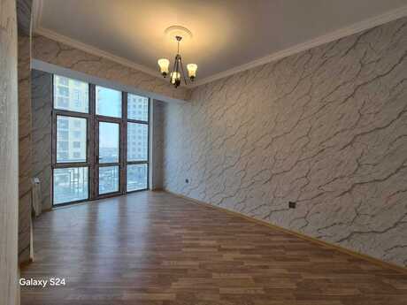 4 otaqlı yeni tikili - Bayıl q. - 135 m²