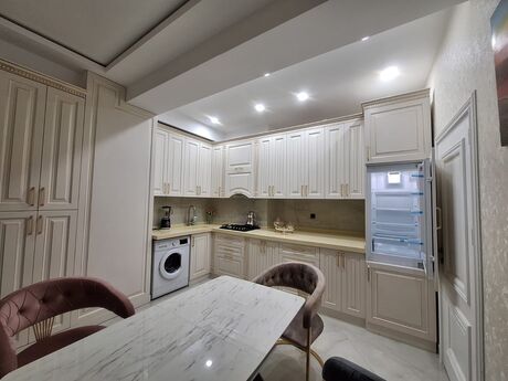 2 otaqlı yeni tikili - Nərimanov r. - 82 m²