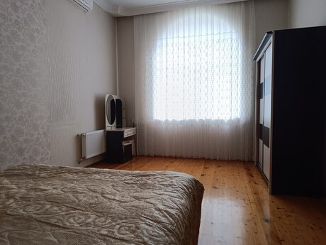 6 otaqlı həyət evi/bağ evi - Nəsimi m. - 313 m²