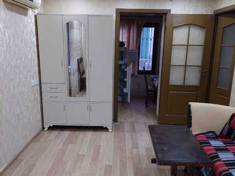 1 otaqlı köhnə tikili - Elmlər Akademiyası m. - 40 m²
