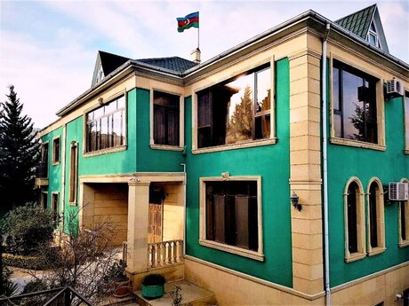 6 otaqlı həyət evi/bağ evi - Badamdar q. - 600 m²