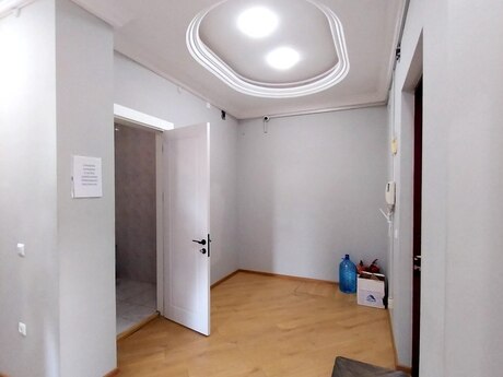 4-комн. офис - м. Нариман Нариманов - 180 м²