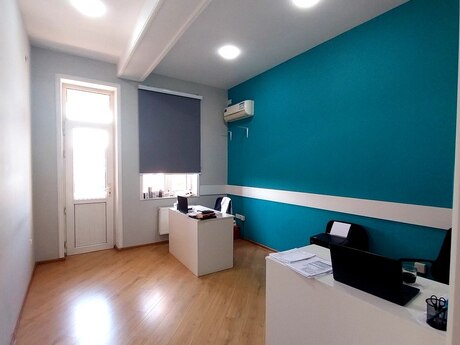 4-комн. офис - м. Нариман Нариманов - 180 м²