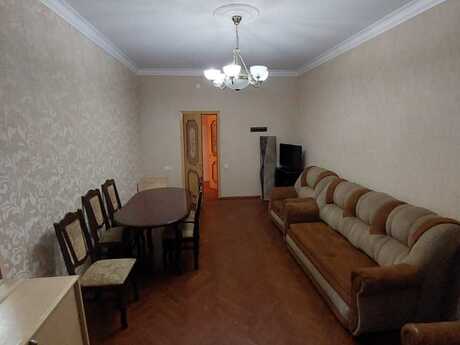 3 otaqlı köhnə tikili - Nəsimi r. - 100 m²