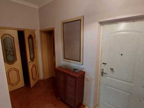 3 otaqlı köhnə tikili - Nəsimi r. - 100 m²