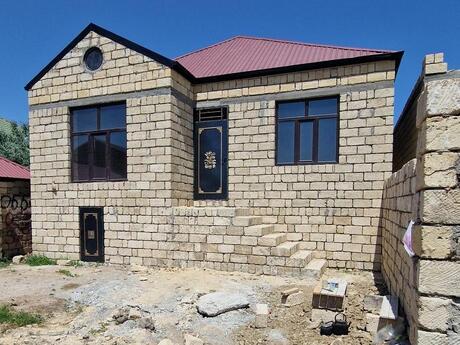3 otaqlı həyət evi/bağ evi - Qobu q. - 100 m²