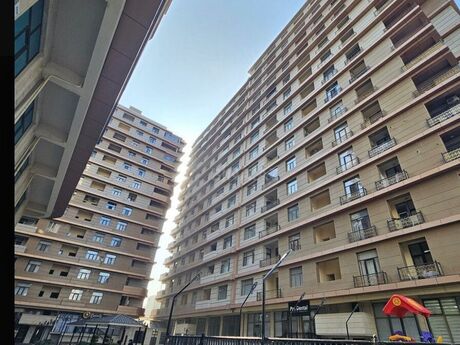 4 otaqlı yeni tikili - Nizami m. - 256 m²