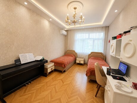 3 otaqlı köhnə tikili - Binəqədi r. - 80 m²