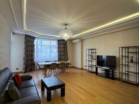 4 otaqlı yeni tikili - Nizami m. - 185 m²