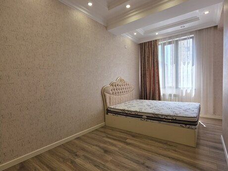 3 otaqlı yeni tikili - İnşaatçılar m. - 95 m²