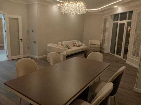 3 otaqlı yeni tikili - Ağ şəhər q. - 130 m²