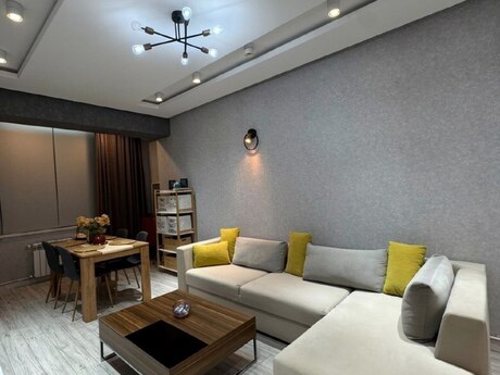 2 otaqlı yeni tikili - 28 May m. - 70 m²