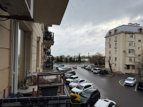 2 otaqlı köhnə tikili - Şah İsmayıl Xətai m. - 66 m²