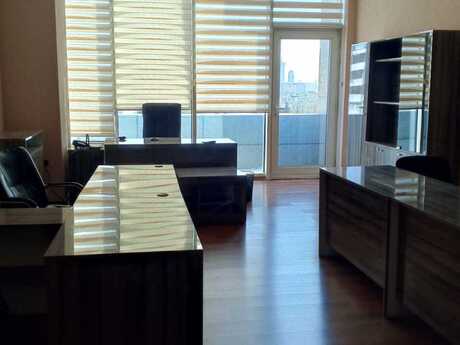 7 otaqlı ofis - Nərimanov r. - 250 m²
