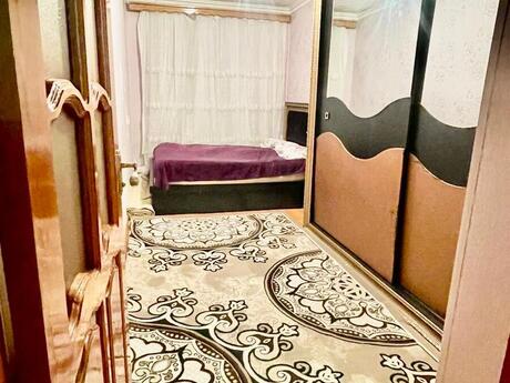 2 otaqlı köhnə tikili - Qara Qarayev m. - 43 m²