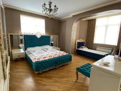 3 otaqlı yeni tikili - 8 Noyabr m. - 145 m²