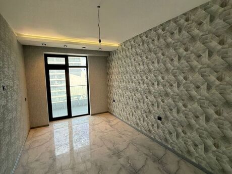4 otaqlı yeni tikili - 8 Noyabr m. - 178 m²