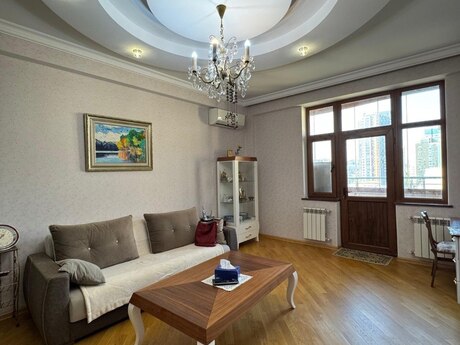 2 otaqlı yeni tikili - Memar Əcəmi m. - 91 m²