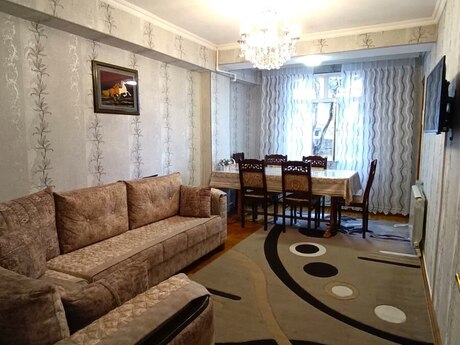2 otaqlı köhnə tikili - Nərimanov r. - 50 m²