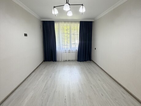 1 otaqlı köhnə tikili - Neftçilər m. - 40 m²