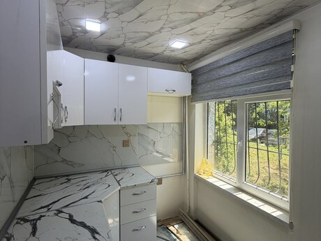 1 otaqlı köhnə tikili - Neftçilər m. - 40 m²