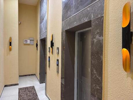 2 otaqlı yeni tikili - Bakıxanov q. - 95 m²