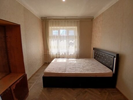 2 otaqlı köhnə tikili - Neftçilər m. - 55 m²