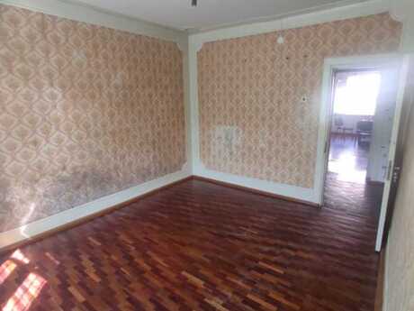 3 otaqlı köhnə tikili - Gəncə - 68 m²