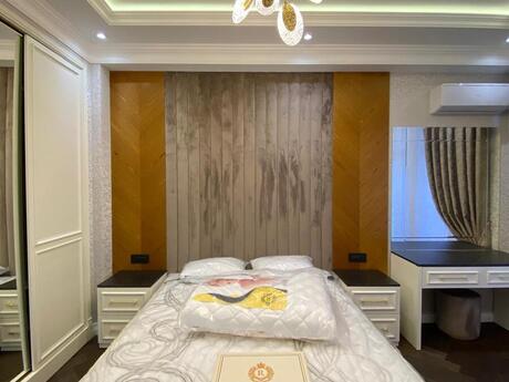 3 otaqlı yeni tikili - Elmlər Akademiyası m. - 115 m²