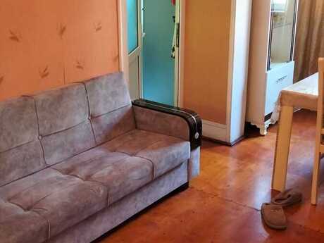 2 otaqlı köhnə tikili - 20 Yanvar m. - 50 m²